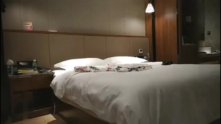#杨葱葱 高颜值女神下海道具自慰