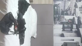 颜值身材不错美女主播直播秀被炮友用手抠出好多水