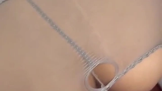 随时租房做爱:拉丁裔少女被操