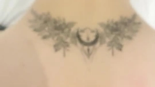丈夫面前偷吃下屬の淫婦??老公喝得開心點??人家會好好餵飽自己的??